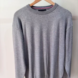 Suéter Escote Redondo