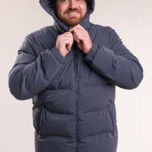 CAMPERA CON CAPUCHA DESMONTABLE BOLSILLO INTERIOR 2XL AL 4XL