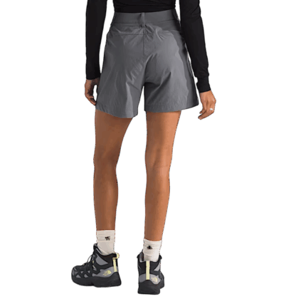 SHORT THE NORTH FACE W BASIN 5 PULG - Image 3