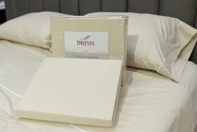 JUEGO DE SABANA QUEEN 300 HILOS - Image 4