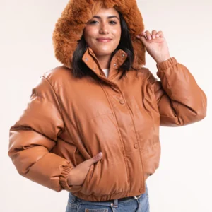 CAMPERA PUFFER CAPUCHA DESMONTABLE